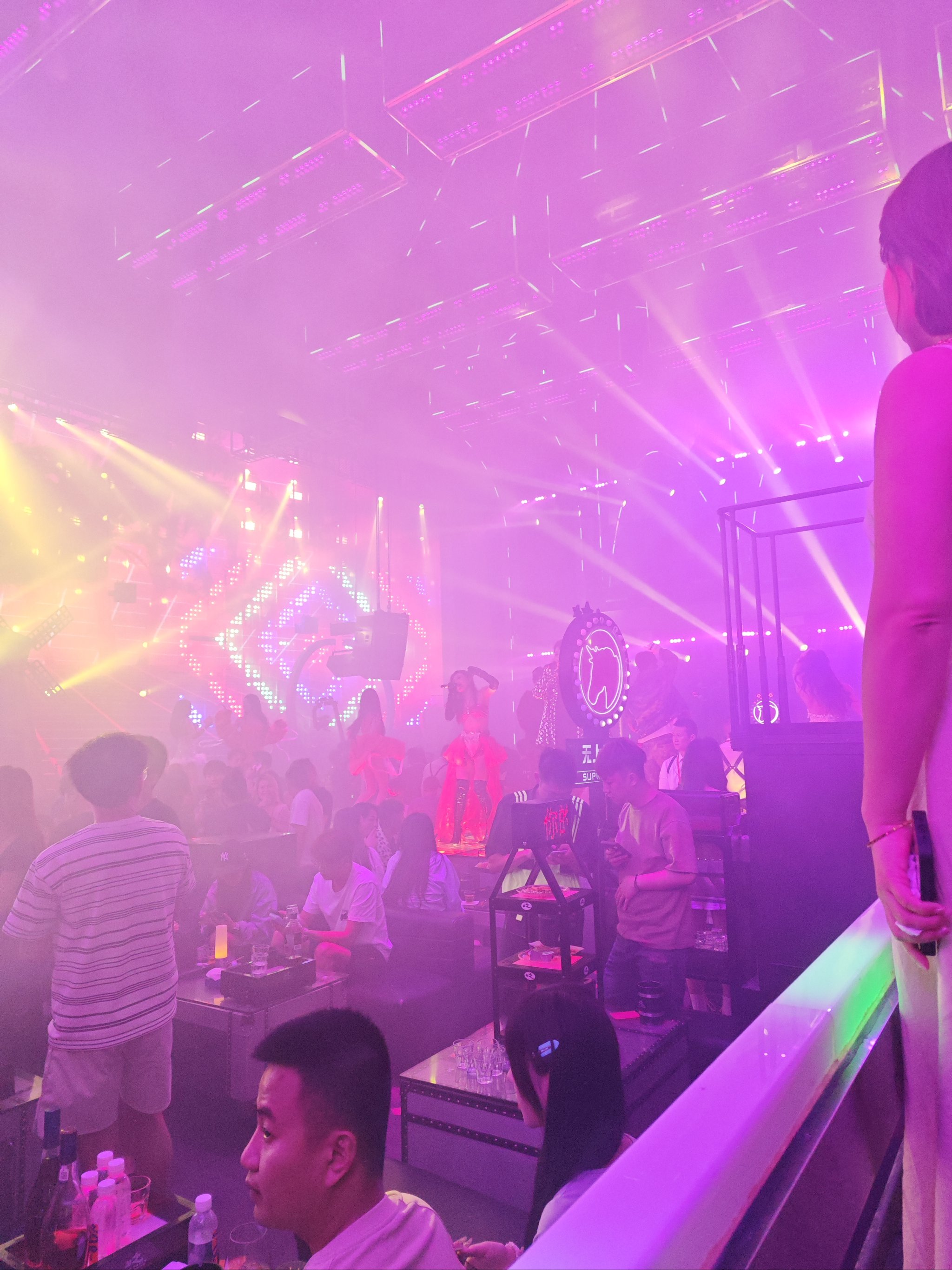 包头商务ktv中低端区别解析-东河区ktv预订